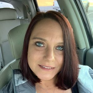 Meet your Posher, Cierra